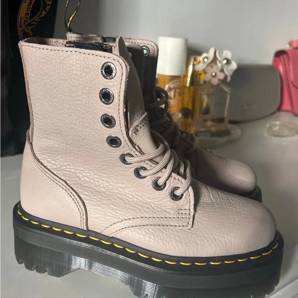 Women's Lace-Up Dr. Martens Platform Ankle Boots - Picture 2 of 6
